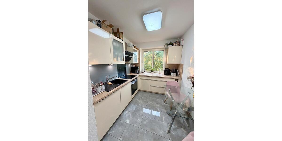Etagenwohnung Laatzen - 3 Zimmer, 74 m&sup2;, 260.000&euro; | Angebot:26987185