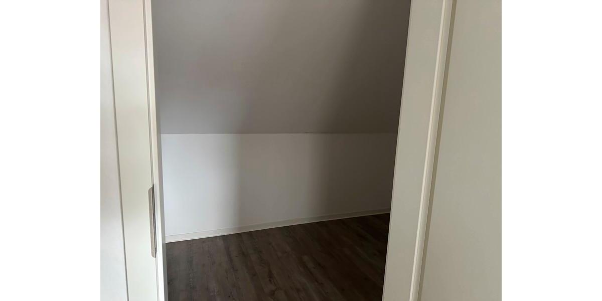 Etagenwohnung Hannover Herrenhausen-Stöcken - 2 Zimmer, 80 m&sup2;, 941&euro; | Angebot:21253293