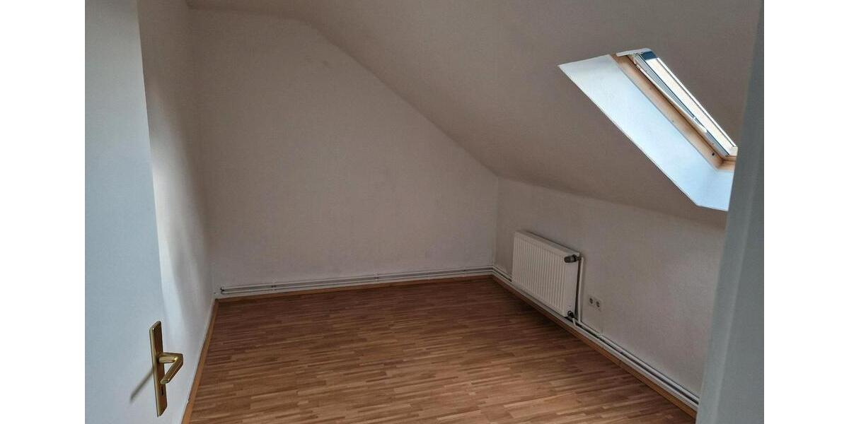 Dachgeschoßwohnung Pattensen - 2 Zimmer, 65 m&sup2;, 625&euro; | Angebot:25840770