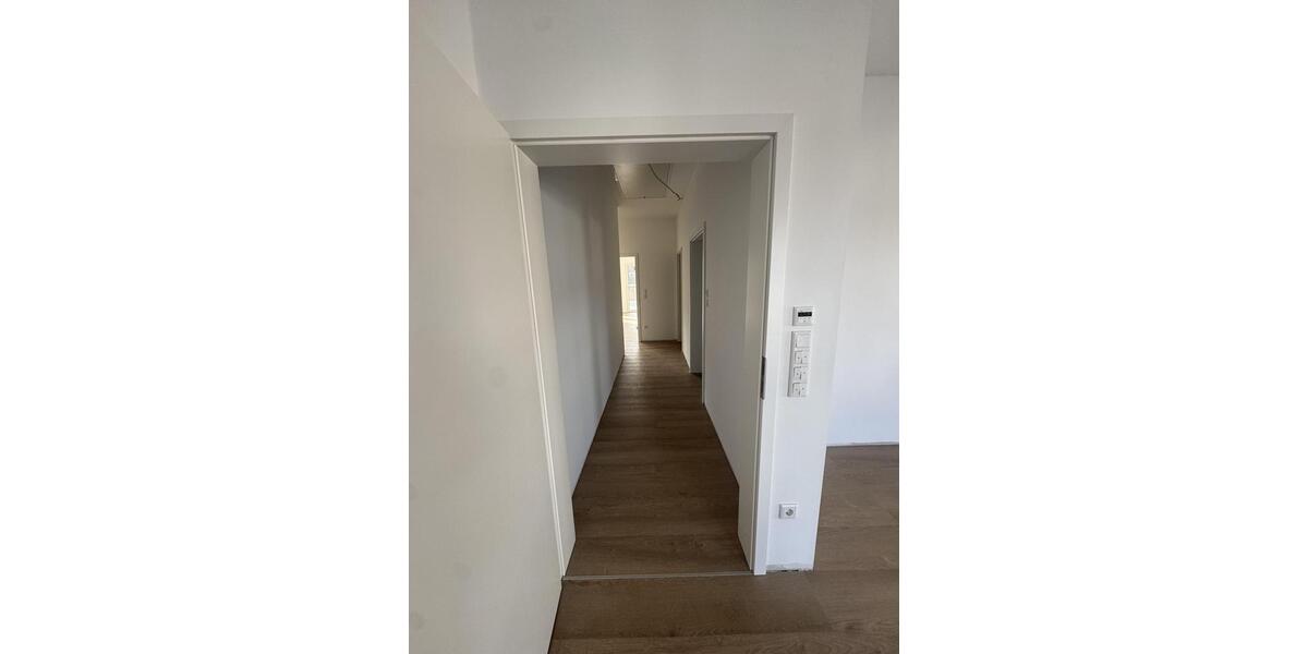 Etagenwohnung Neustadt am Rübenberge - 3.5 Zimmer, 150 m&sup2;, 1.400&euro; | Angebot:25852981