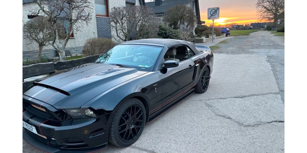 Ford Mustang 125.000 km 16.000 &euro; Garbsen 30826
