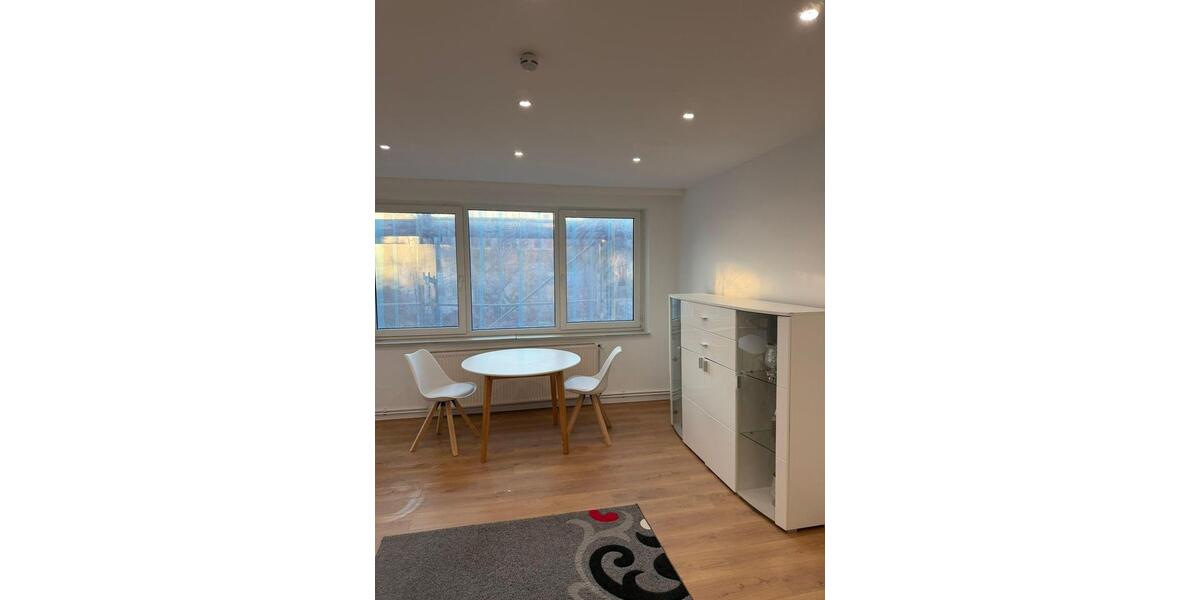 Erdgeschoßwohnung Hannover Ahlem-Badenstedt-Davenstedt - 2 Zimmer, 45 m&sup2;, 1.000&euro; | Angebot:25645477