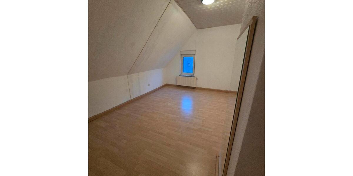 Dachgeschoßwohnung Bad Münder am Deister - 3 Zimmer, 55 m&sup2;, 635&euro; | Angebot:25874535