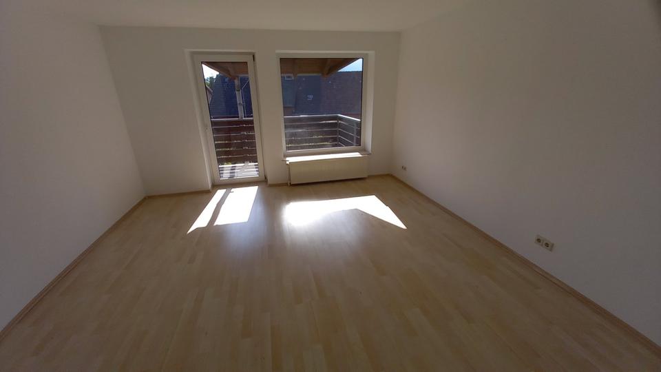 Etagenwohnung Lehrte - 5 Zimmer, 105 m&sup2;, 890&euro; | Angebot:21434317