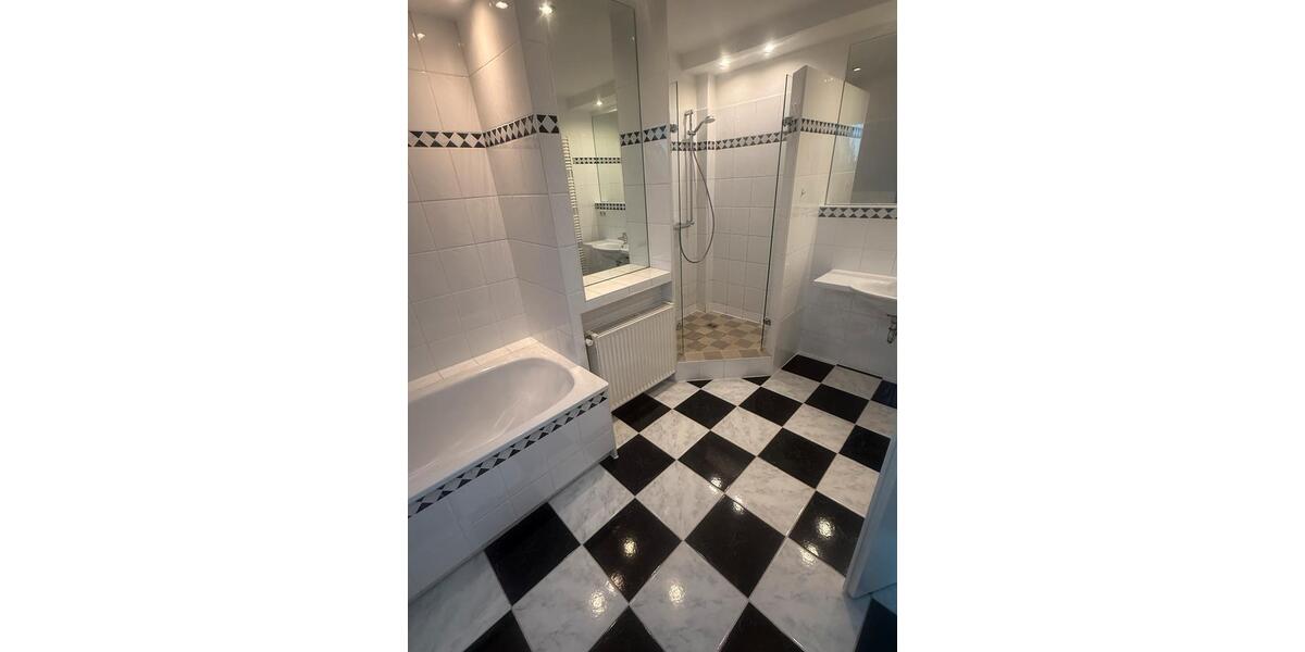 Einfamilienhaus Hannover Buchholz-Kleefeld - 4 Zimmer, 180 m&sup2;, 1.800&euro; | Angebot:25131400