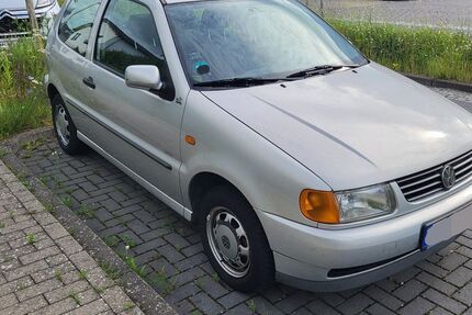 VW Polo 75.350 km 2.950 &euro; Hannover 30457
