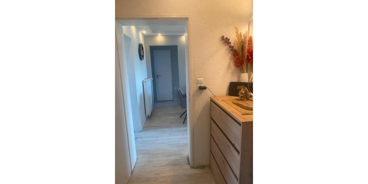 Dachgeschoßwohnung Seelze - 3 Zimmer, 79 m&sup2;, 229.000&euro; | Angebot:26007147