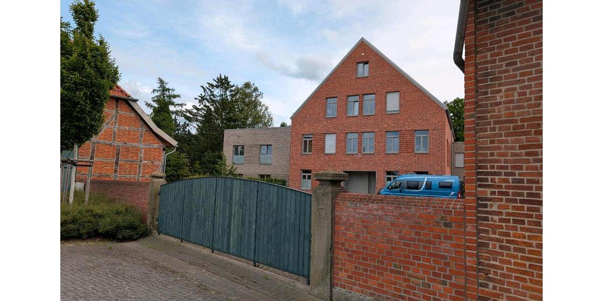Etagenwohnung Hannover Döhren-Wülfel - 4.5 Zimmer, 165 m&sup2;, 850.000&euro; | Angebot:27451236