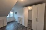 Dachgeschoßwohnung Lauenau - 4 Zimmer, 93 m&sup2;, 275.000&euro; | Angebot:25880930