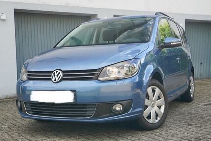 VW Touran 179.453 km 8.880 &euro; Hannover 30627