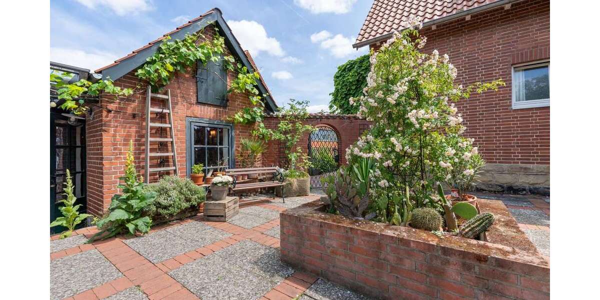 Einfamilienhaus Gehrden - 7 Zimmer, 236 m&sup2;, 850.000&euro; | Angebot:21869901