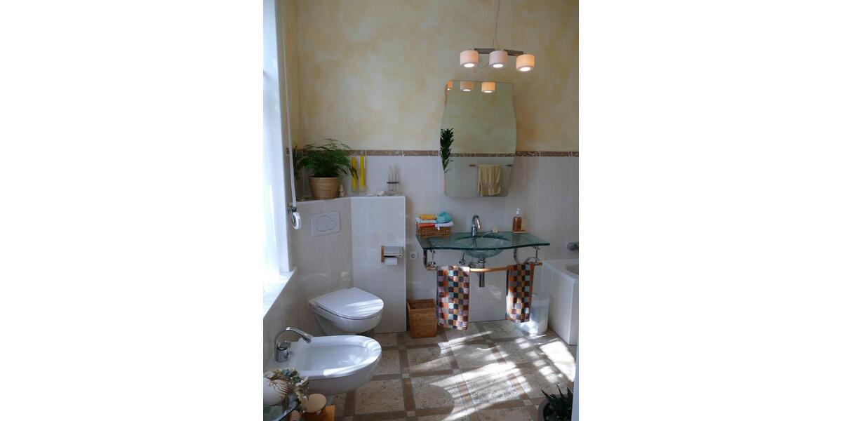 Erdgeschoßwohnung Wedemark - 5 Zimmer, 160 m&sup2;, 1.680&euro; | Angebot:26062868