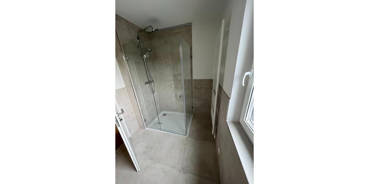 Etagenwohnung Wunstorf - 3 Zimmer, 90 m&sup2;, 1.360&euro; | Angebot:25874528