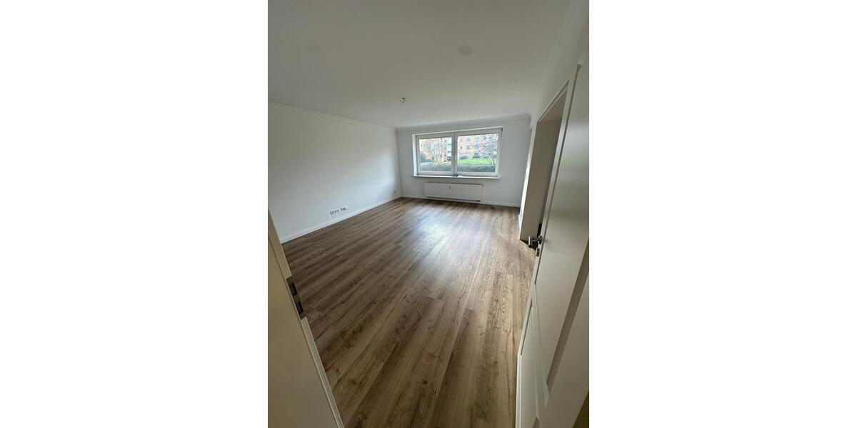 Erdgeschoßwohnung Hannover Vahrenwald-List - 3.5 Zimmer, 86 m&sup2;, 1.050&euro; | Angebot:25782503