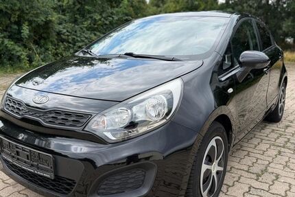 Kia Rio 79.000 km 4.300 &euro; Hannover 30179