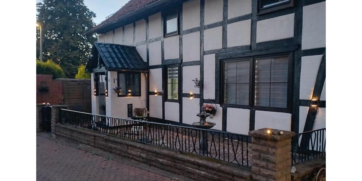 Doppelhaushälfte Lauenau - 5 Zimmer, 180 m&sup2;, 139.000&euro; | Angebot:26030550