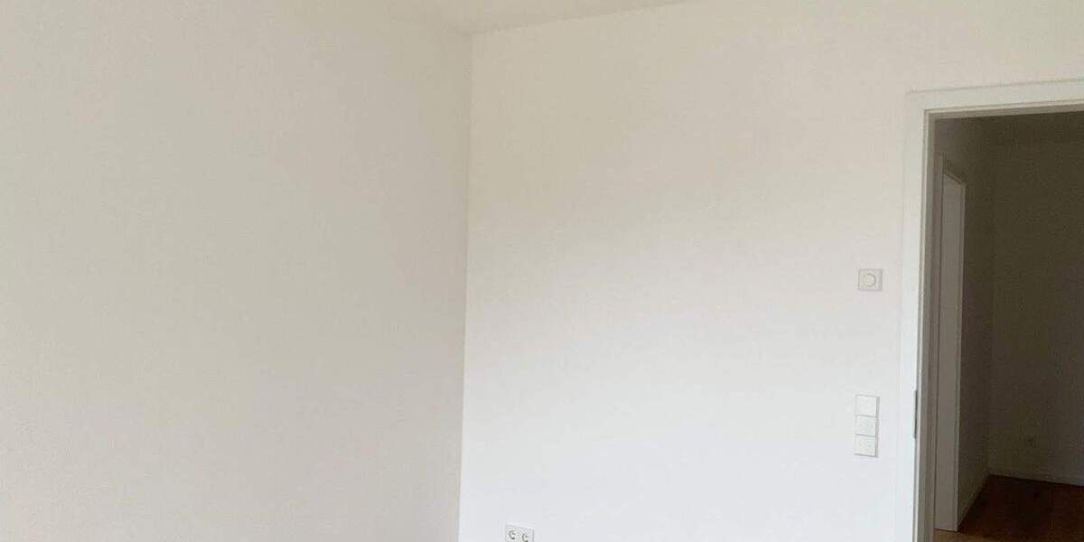 Etagenwohnung Hannover Döhren - 5 Zimmer, 130 m&sup2;, 1.890&euro; | Angebot:25677105