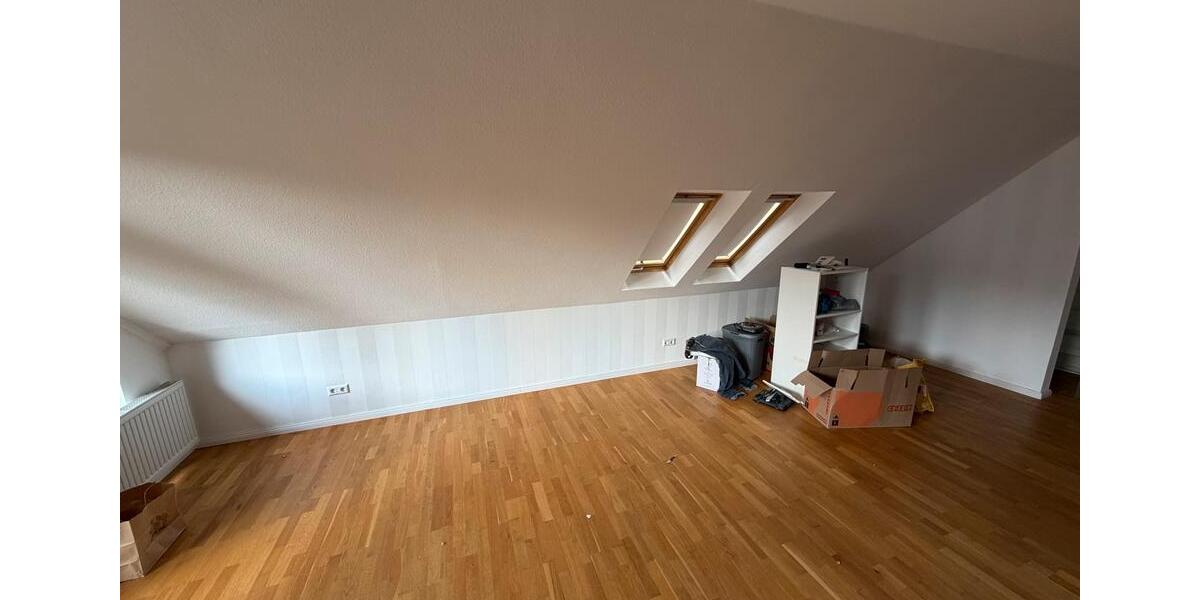 Dachgeschoßwohnung Bad Nenndorf - 3 Zimmer, 99 m&sup2;, 245.000&euro; | Angebot:26983090