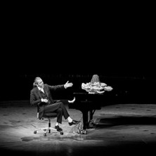 Hagen Rether - Liebe 24.01.2027 Theater am Aegi