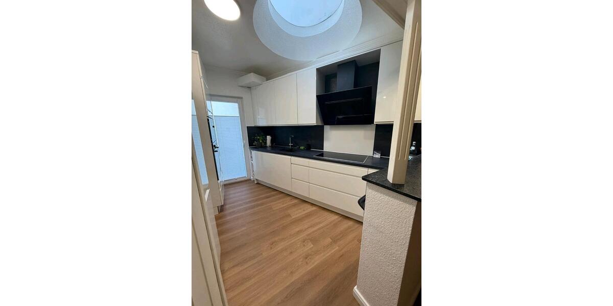 Erdgeschoßwohnung Stadthagen - 5 Zimmer, 130 m&sup2;, 230.000&euro; | Angebot:25641772