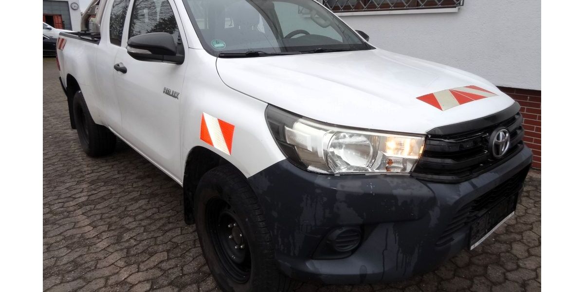 Toyota Hilux 455.352 km 14.256 &euro; Langenhagen 30855