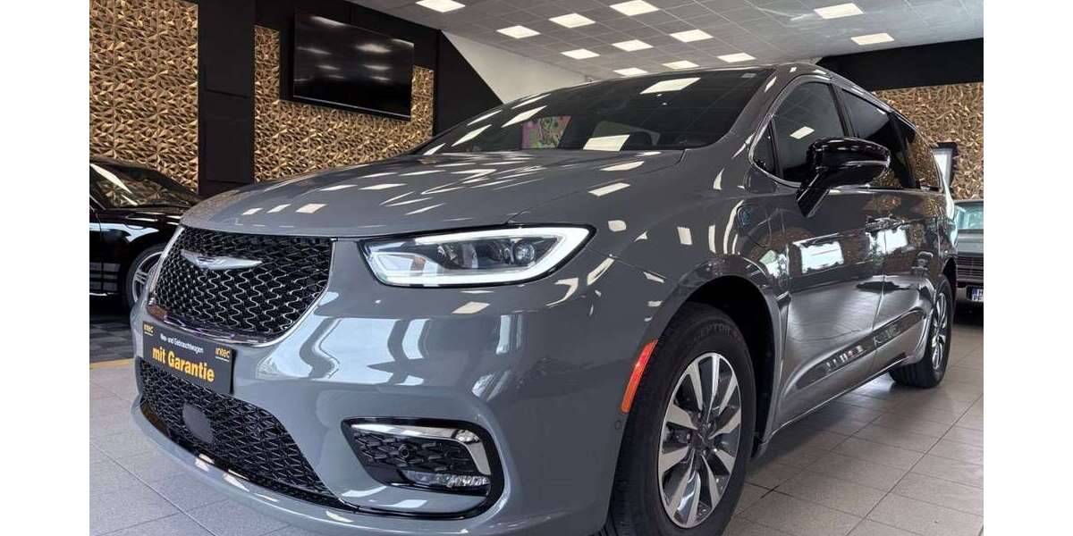 Chrysler Pacifica 61.082 km 39.900 &euro; Wedemark 30900