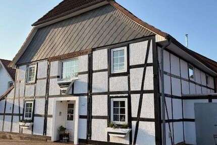 Haus Barsinghausen - 10 Zimmer, 248 m&sup2;, 475.000&euro; | Angebot:20213260