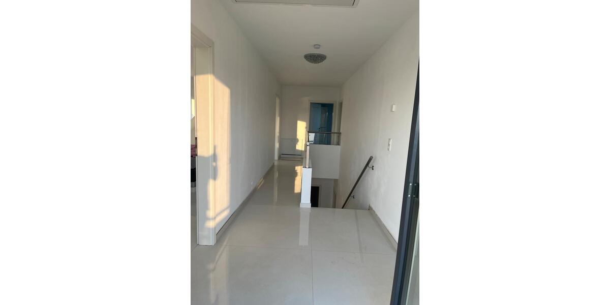 Doppelhaushälfte Langenhagen Engelbostel - 5 Zimmer, 153 m&sup2;, 2.500&euro; | Angebot:26380850