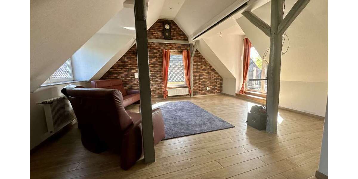Etagenwohnung Garbsen Ortschaft Horst - 4 Zimmer, 120 m&sup2;, 1.500&euro; | Angebot:26554489