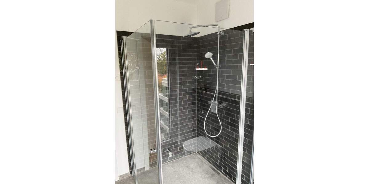 Etagenwohnung Hannover Döhren - 3 Zimmer, 124 m&sup2;, 1.800&euro; | Angebot:25665154