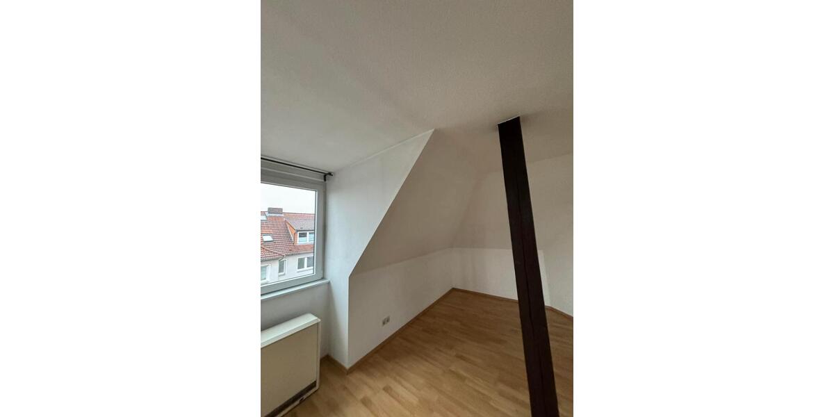 Dachgeschoßwohnung Hannover Vahrenwald-List - 1 Zimmer, 40 m&sup2;, 428&euro; | Angebot:25883973