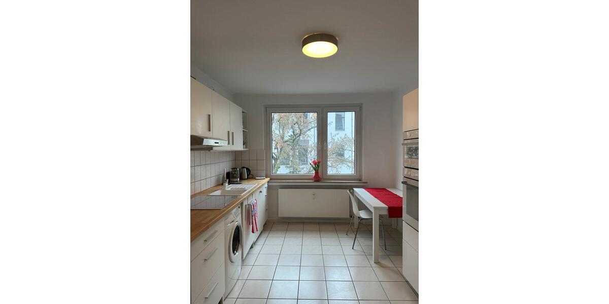 Etagenwohnung Hannover Vahrenwald-List - 3 Zimmer, 104 m&sup2;, 1.560&euro; | Angebot:25962470