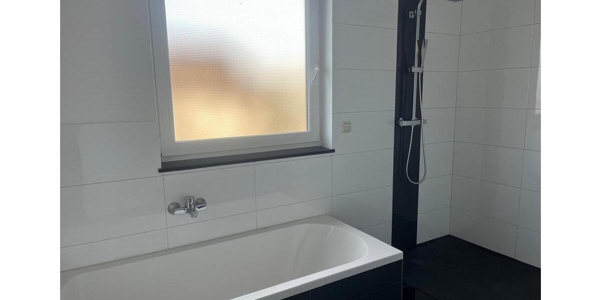 Terrassenwohnung Laatzen - 3 Zimmer, 118 m&sup2;, 1.750&euro; | Angebot:24863334