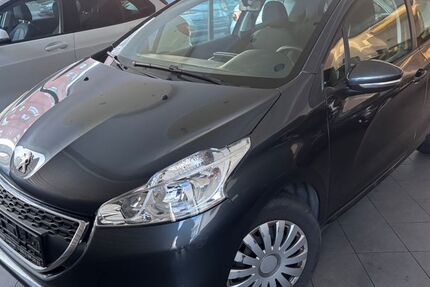 Peugeot 208 132.500 km 4.500 &euro; Laatzen 30880