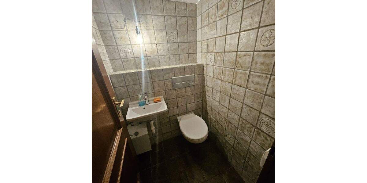Etagenwohnung Lehrte Aligse - 7 Zimmer, 170 m&sup2;, 370.000&euro; | Angebot:26486727