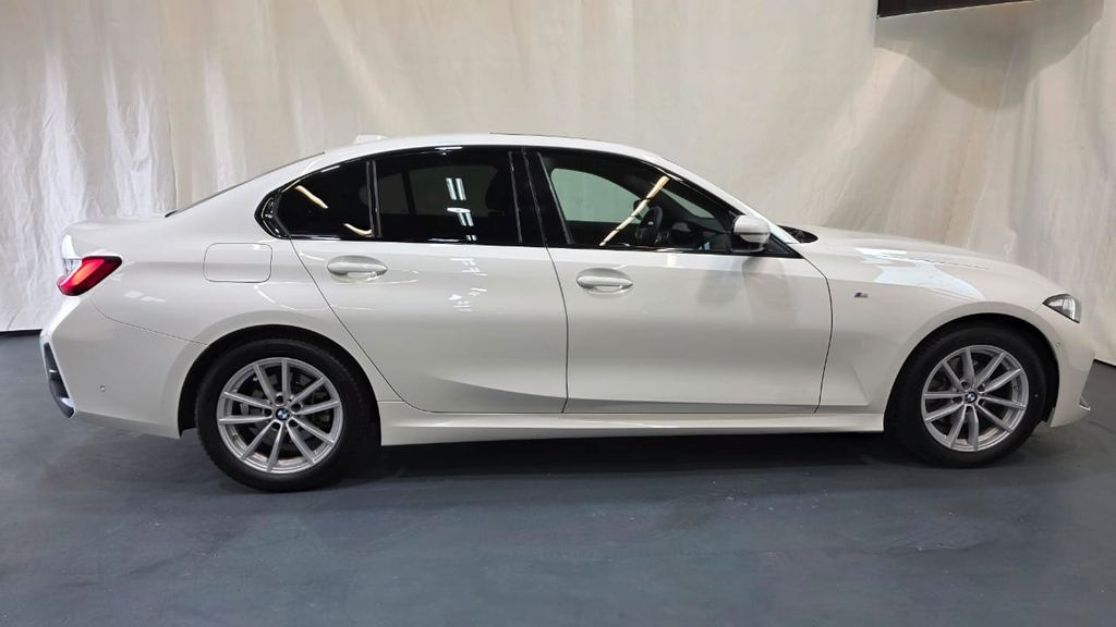 BMW 320 19.380 km 41.300 &euro; Langenhagen 30855
