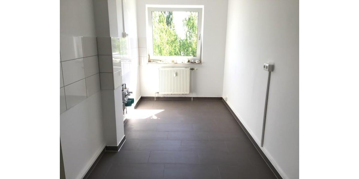 Etagenwohnung Hannover Herrenhausen-Stöcken - 3 Zimmer, 91 m&sup2;, 860&euro; | Angebot:25489050