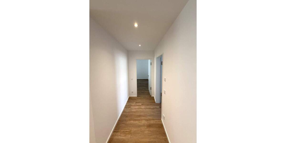 Etagenwohnung Hannover Vahrenwald - 3 Zimmer, 113 m&sup2;, 1.872&euro; | Angebot:26555425