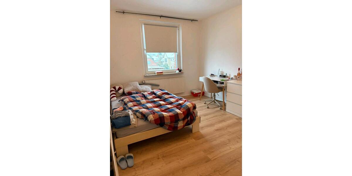 Etagenwohnung Hannover Herrenhausen-Stöcken - 3.5 Zimmer, 72 m&sup2;, 490&euro; | Angebot:25925803