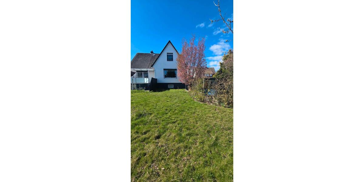 Dachgeschoßwohnung Barsinghausen - 3 Zimmer, 77 m&sup2;, 171.000&euro; | Angebot:25977644