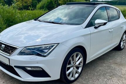 Seat Leon 142.420 km 15.180 &euro; Springe 31832
