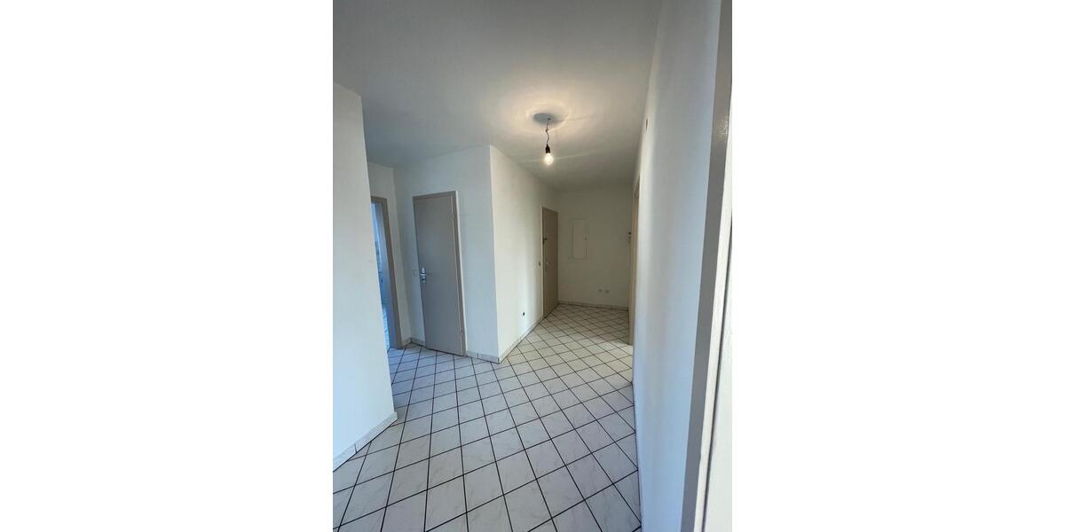 Etagenwohnung Laatzen - 1 Zimmer, 85 m&sup2;, 760&euro; | Angebot:25981038