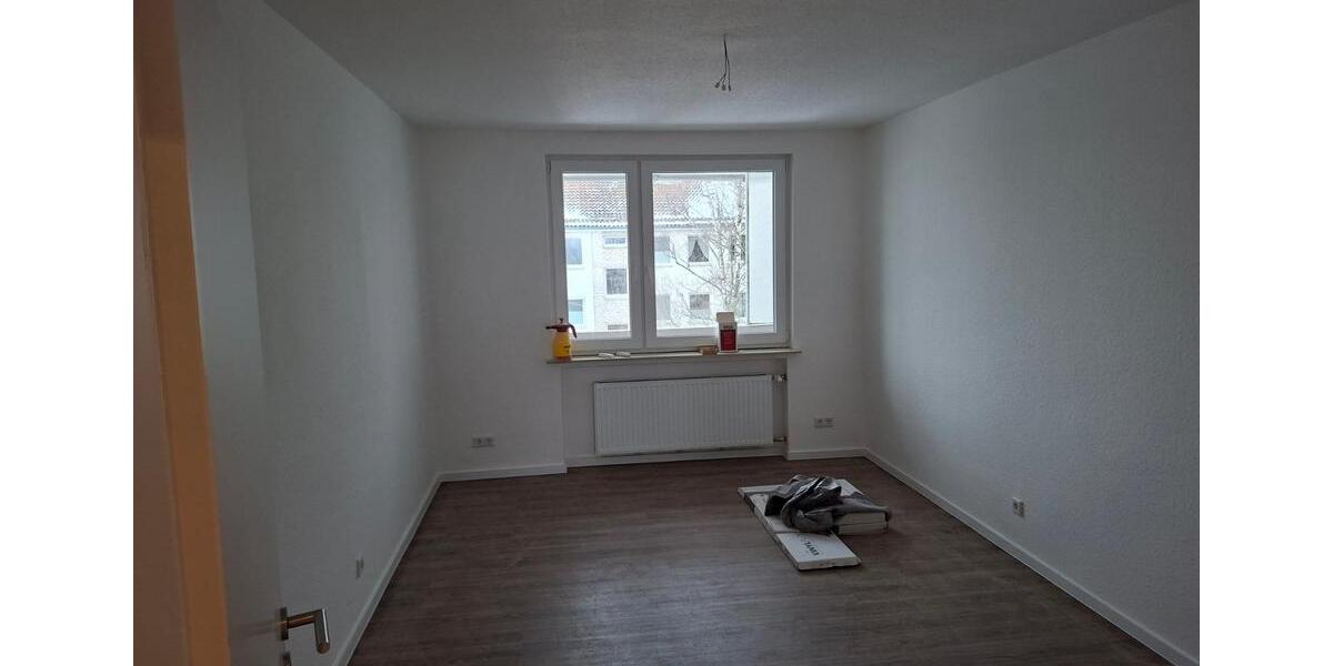 Etagenwohnung Hannover Vahrenwald-List - 3 Zimmer, 73 m&sup2;, 890&euro; | Angebot:25779793