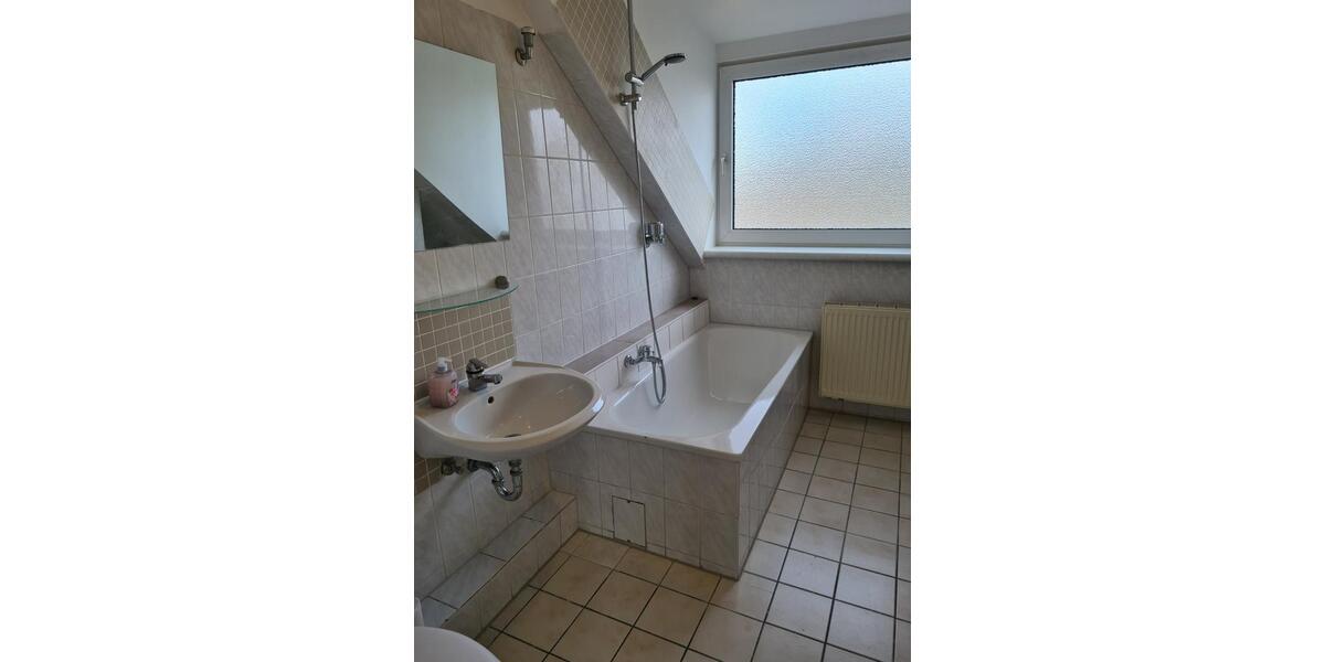 Dachgeschoßwohnung Hannover Ricklingen - 3 Zimmer, 70 m&sup2;, 219.000&euro; | Angebot:25641394