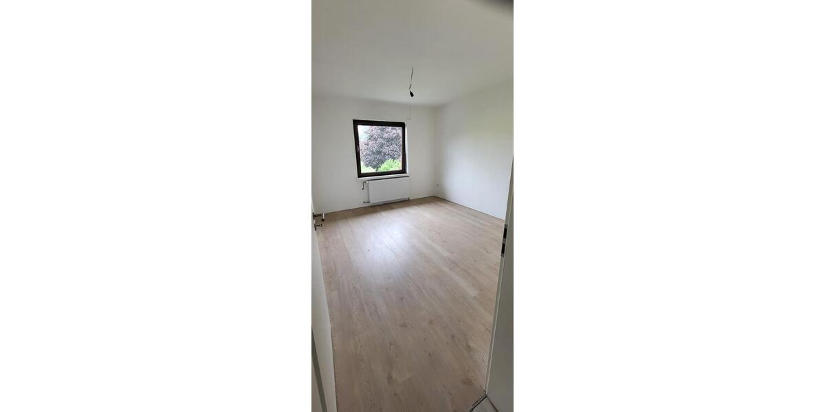 Etagenwohnung Barsinghausen - 3.5 Zimmer, 100 m&sup2;, 850&euro; | Angebot:26443665