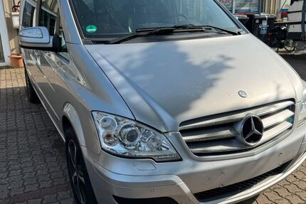 Mercedes-Benz Viano 196.000 km 13.900 &euro; Garbsen 30827