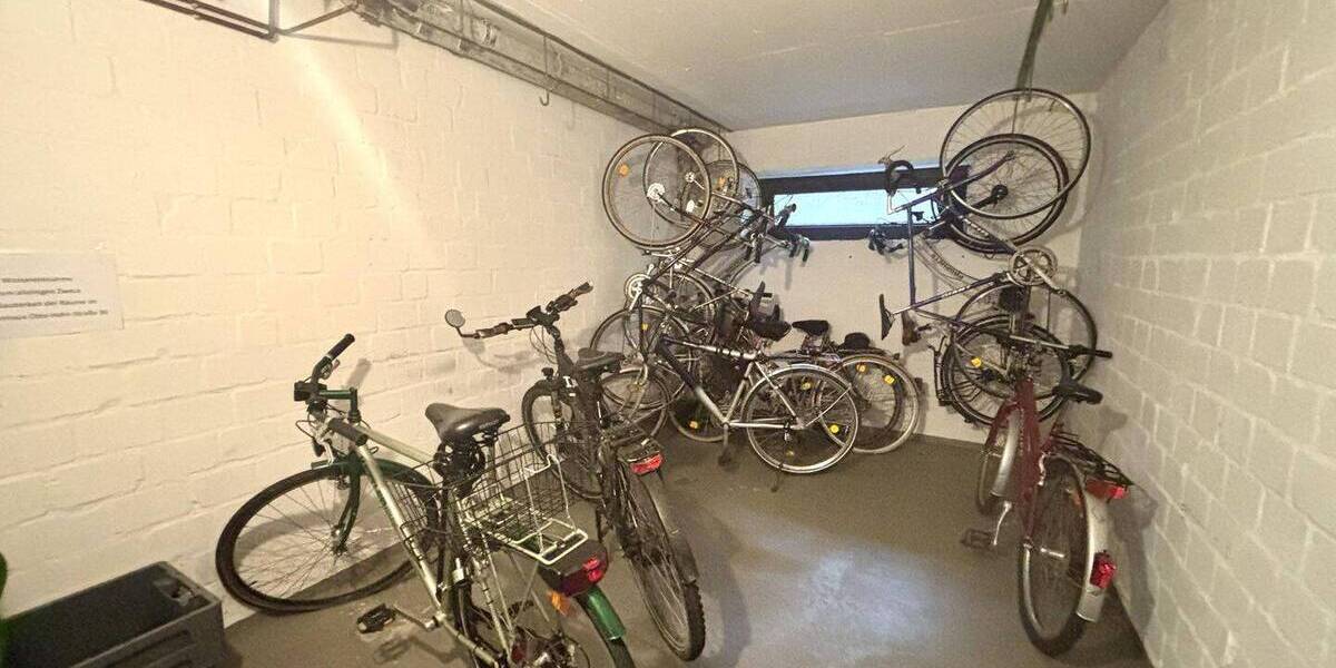 Etagenwohnung Laatzen Laatzen-Mitte - 2 Zimmer, 75 m&sup2;, 146.000&euro; | Angebot:26797429
