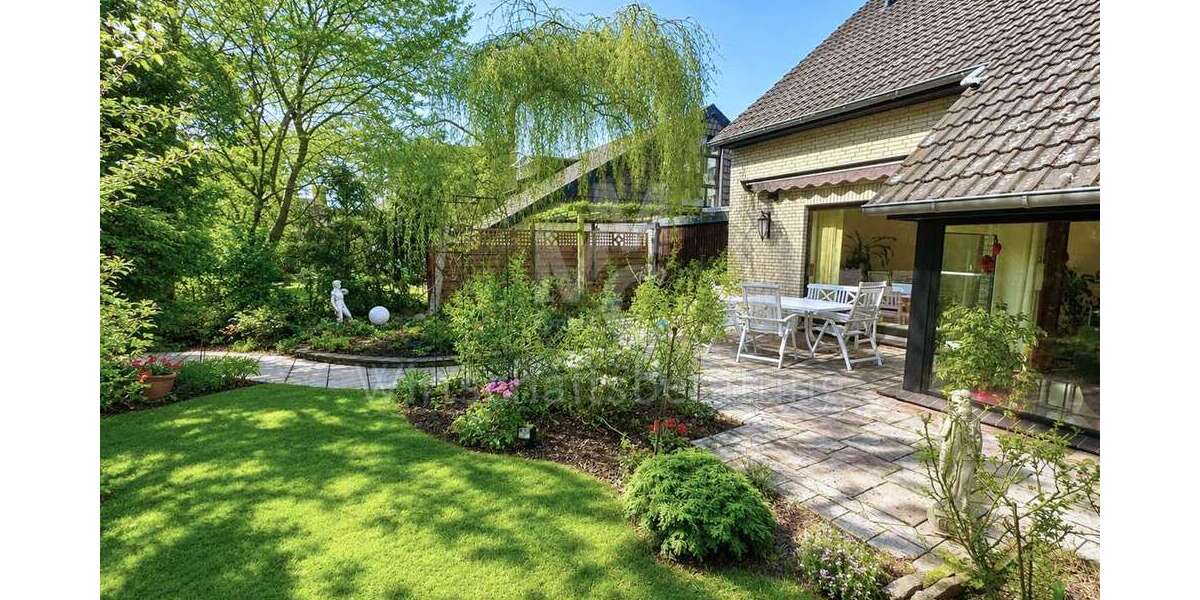 Einfamilienhaus Isernhagen / Altwarmbüchen Altwarmbüchen - 6 Zimmer, 151 m&sup2;, 649.000&euro; | Angebot:26496981