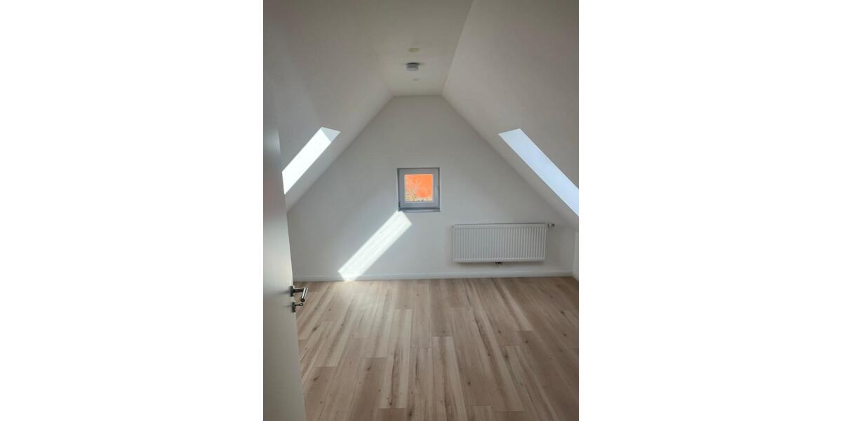 Maisonettenwohnung Gehrden - 4 Zimmer, 175 m&sup2;, 1.392&euro; | Angebot:25921420
