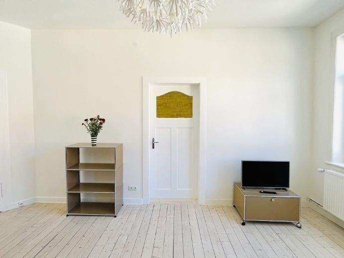 Etagenwohnung Hannover List - 3 Zimmer, 84 m&sup2;, 1.300&euro; | Angebot:25837677